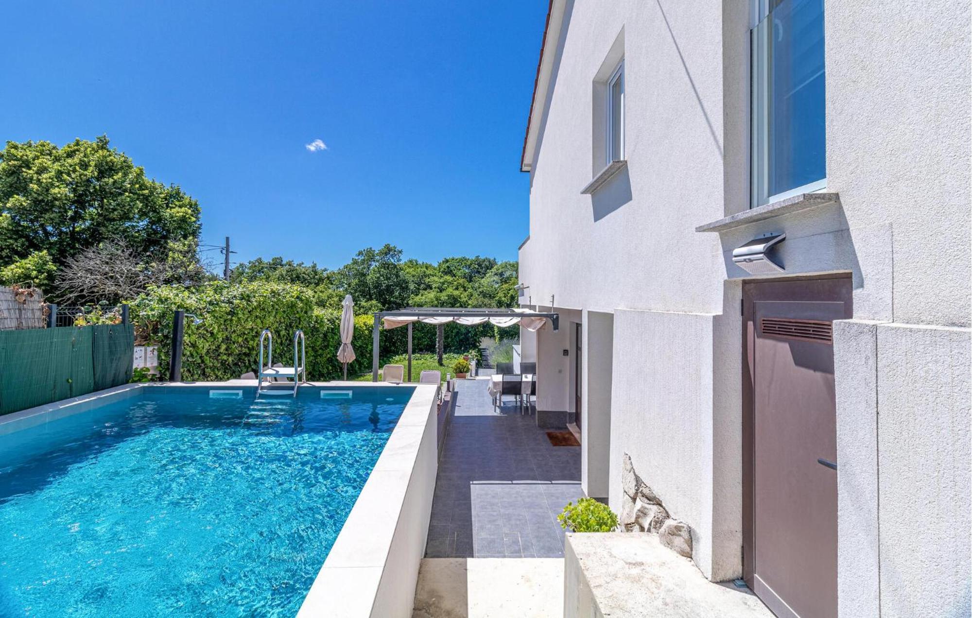 Lovely Home In Labin With Kitchen Exterior photo