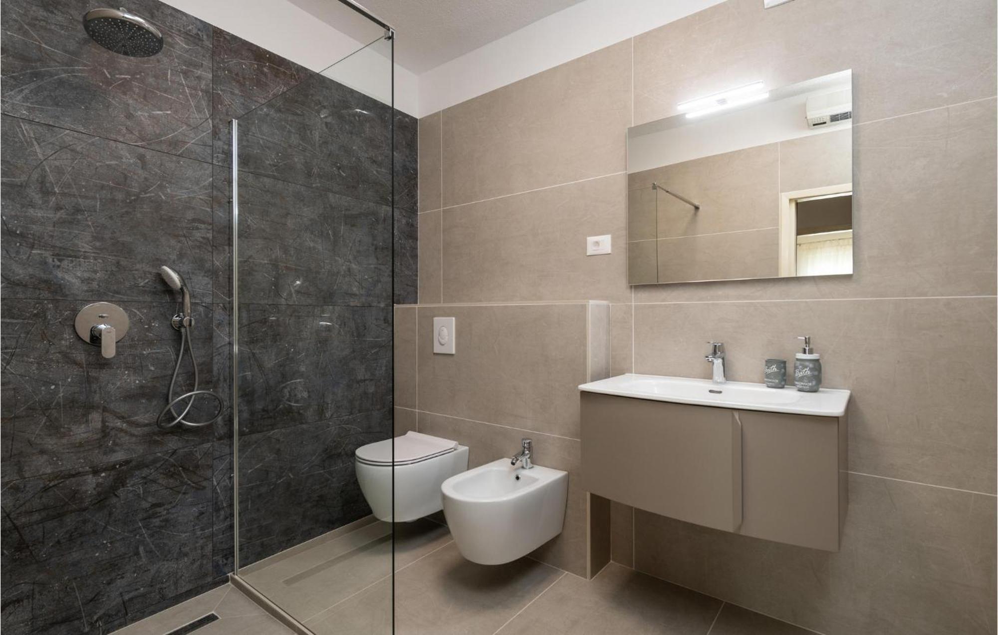 Lovely Home In Labin With Kitchen Exterior photo