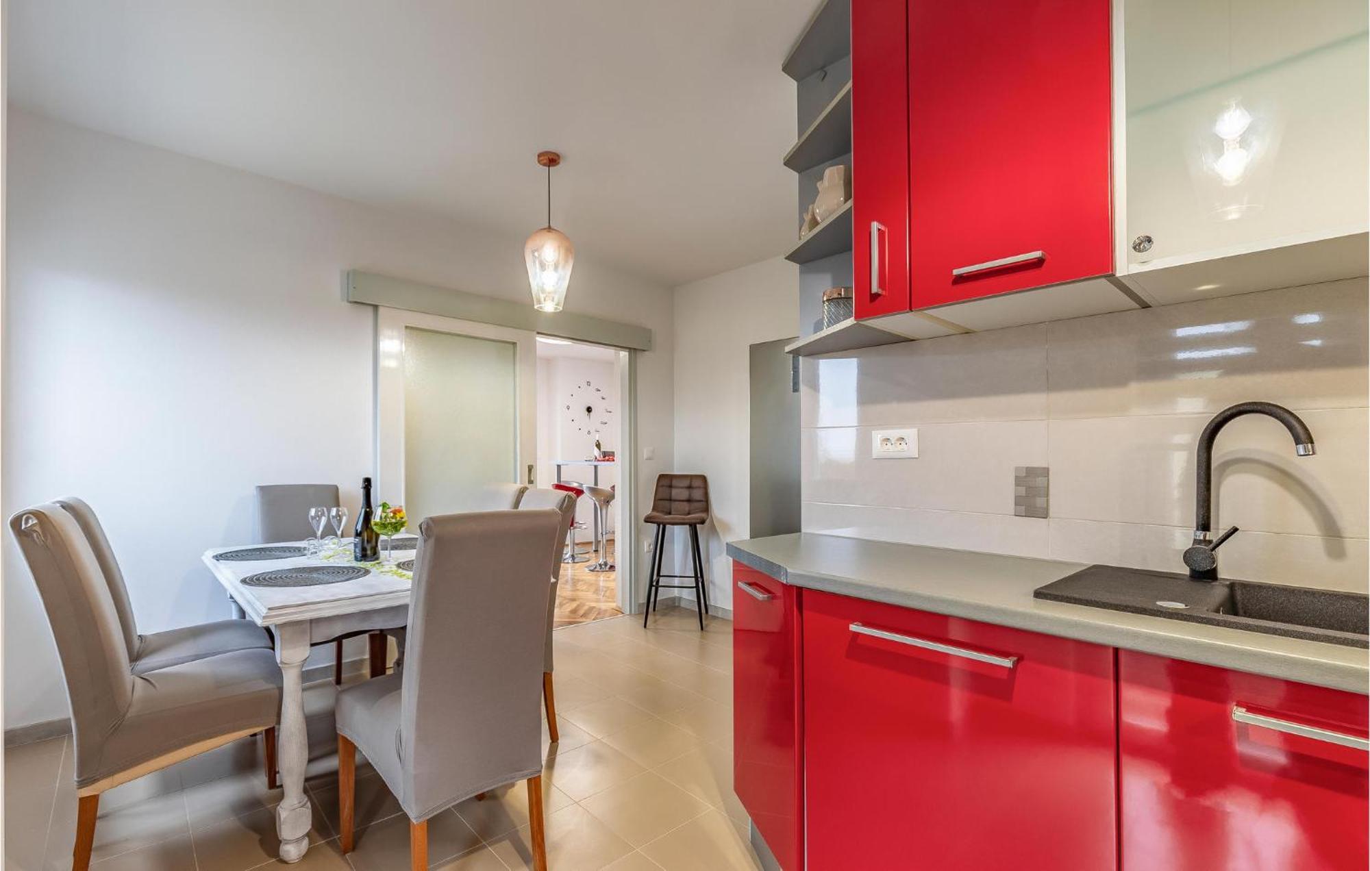 Lovely Home In Labin With Kitchen Exterior photo