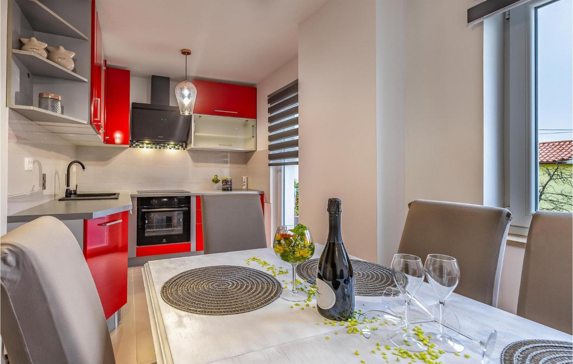 Lovely Home In Labin With Kitchen Exterior photo